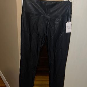 Time and Tru faux leather leggings